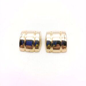 Vintage Gold Tone Barrel Shaped Stud Earrings
